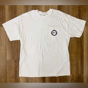 Red Tuna Shirt Club Men’s White Graphic Pocket T-Shirt